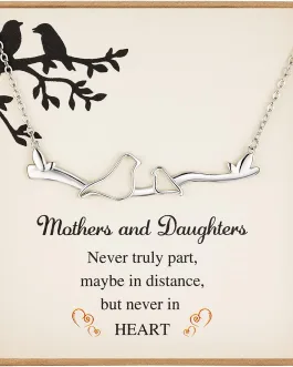 Jewelry gifts for mom